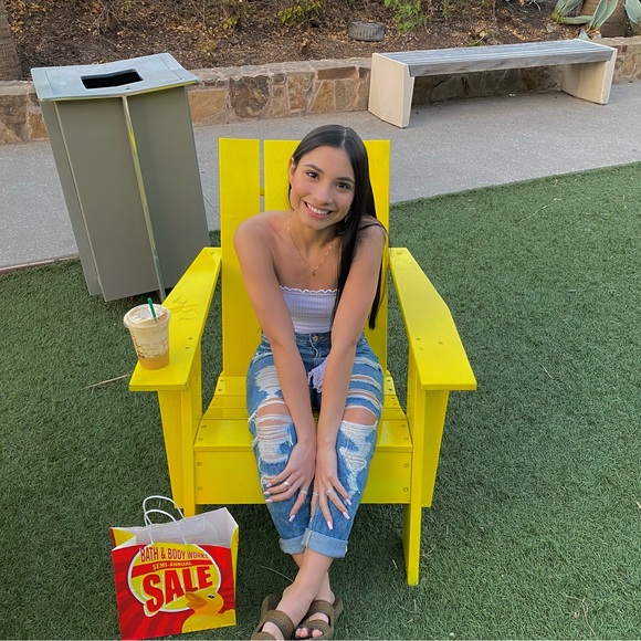 anyssamarie22